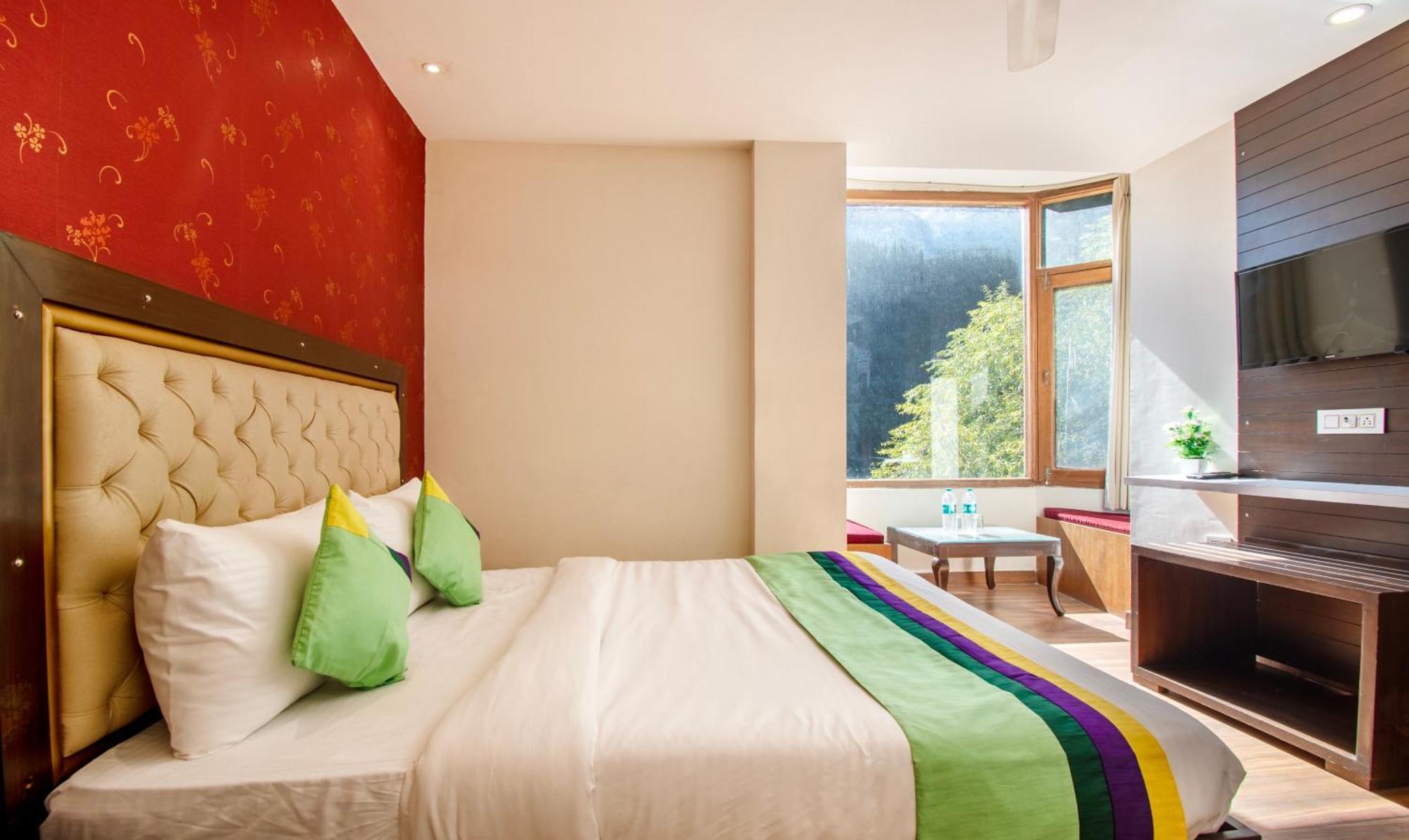 Ambika Residency, Near Hidimba Devi Temple Hotel Manali  Exterior photo